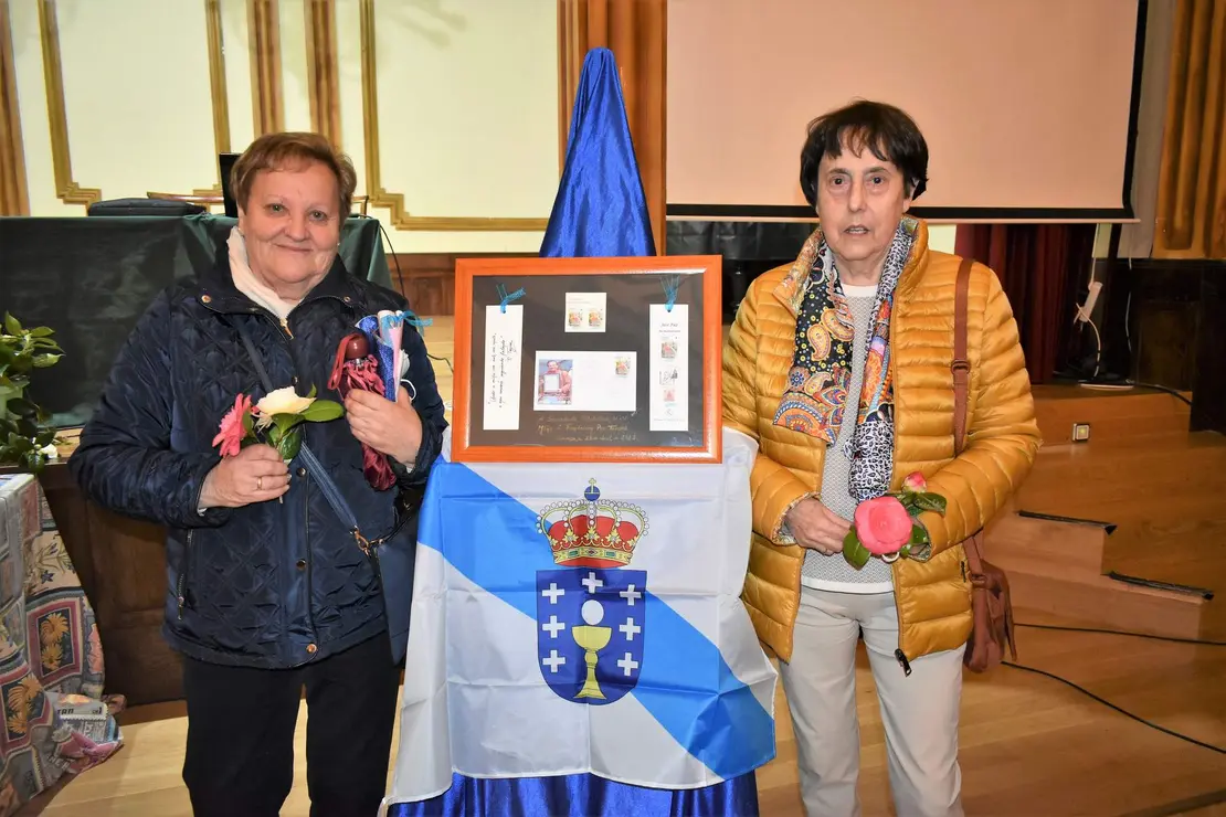 Hermana de José Paz y Ana